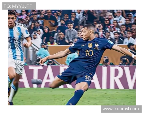 2018年全球最受欢迎的足球明星盘点与精彩瞬间回顾 2018年全球最受欢迎的足球明星盘点与精彩瞬间回顾