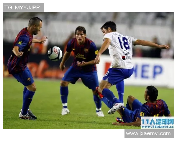 重庆足球队防反战术革新探索与实践的深度分析与展望 重庆足球队防反战术革新探索与实践的深度分析与展望