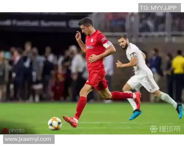 深圳足球队转型之路揭秘:从低谷到崛起的奋斗历程与未来展望 深圳足球队转型之路揭秘:从低谷到崛起的奋斗历程与未来展望